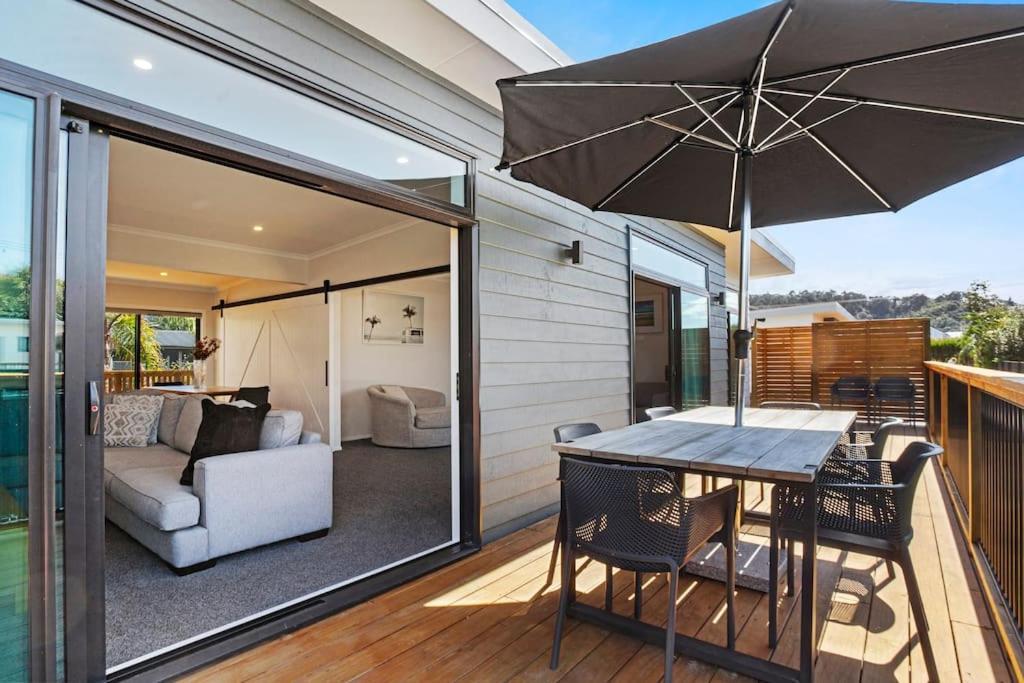 Vila Leisure On Leo Waihi Exteriér fotografie