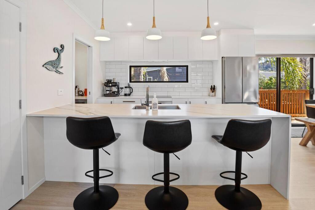 Vila Leisure On Leo Waihi Exteriér fotografie