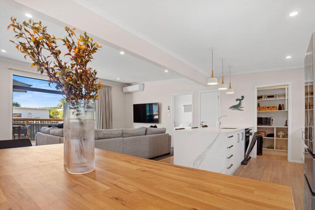 Vila Leisure On Leo Waihi Exteriér fotografie