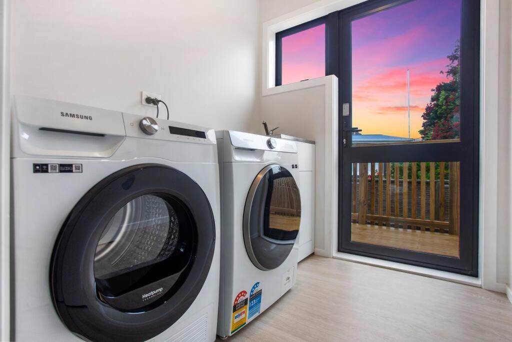 Vila Leisure On Leo Waihi Exteriér fotografie