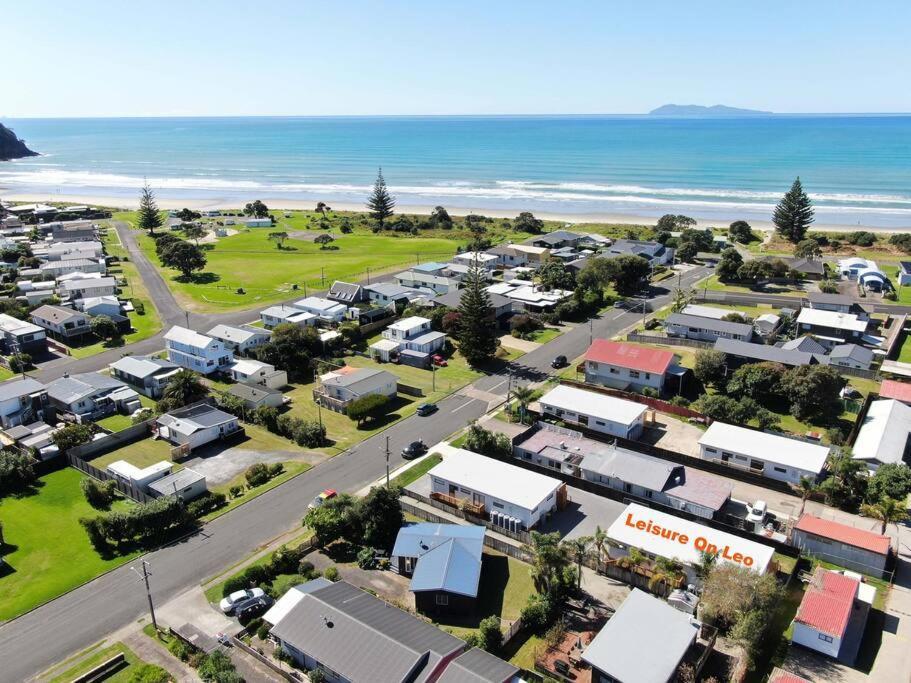 Vila Leisure On Leo Waihi Exteriér fotografie