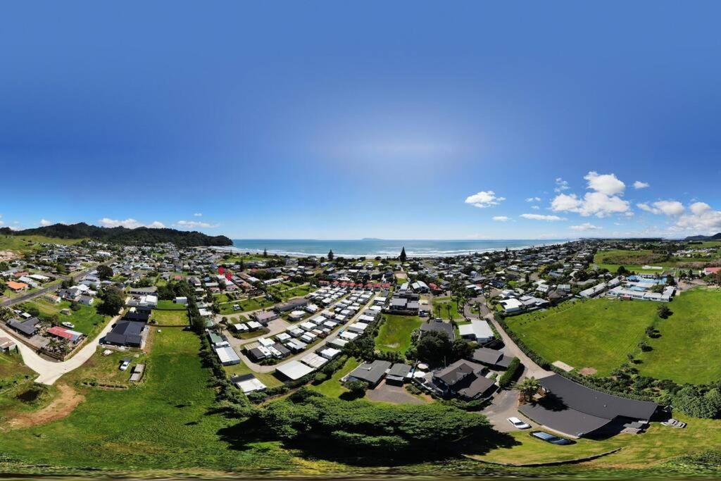 Vila Leisure On Leo Waihi Exteriér fotografie